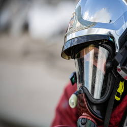 Le regard du soldat du feu face à l’épreuve 💪🏻

#pompiers #pompiersdeparis #bspp